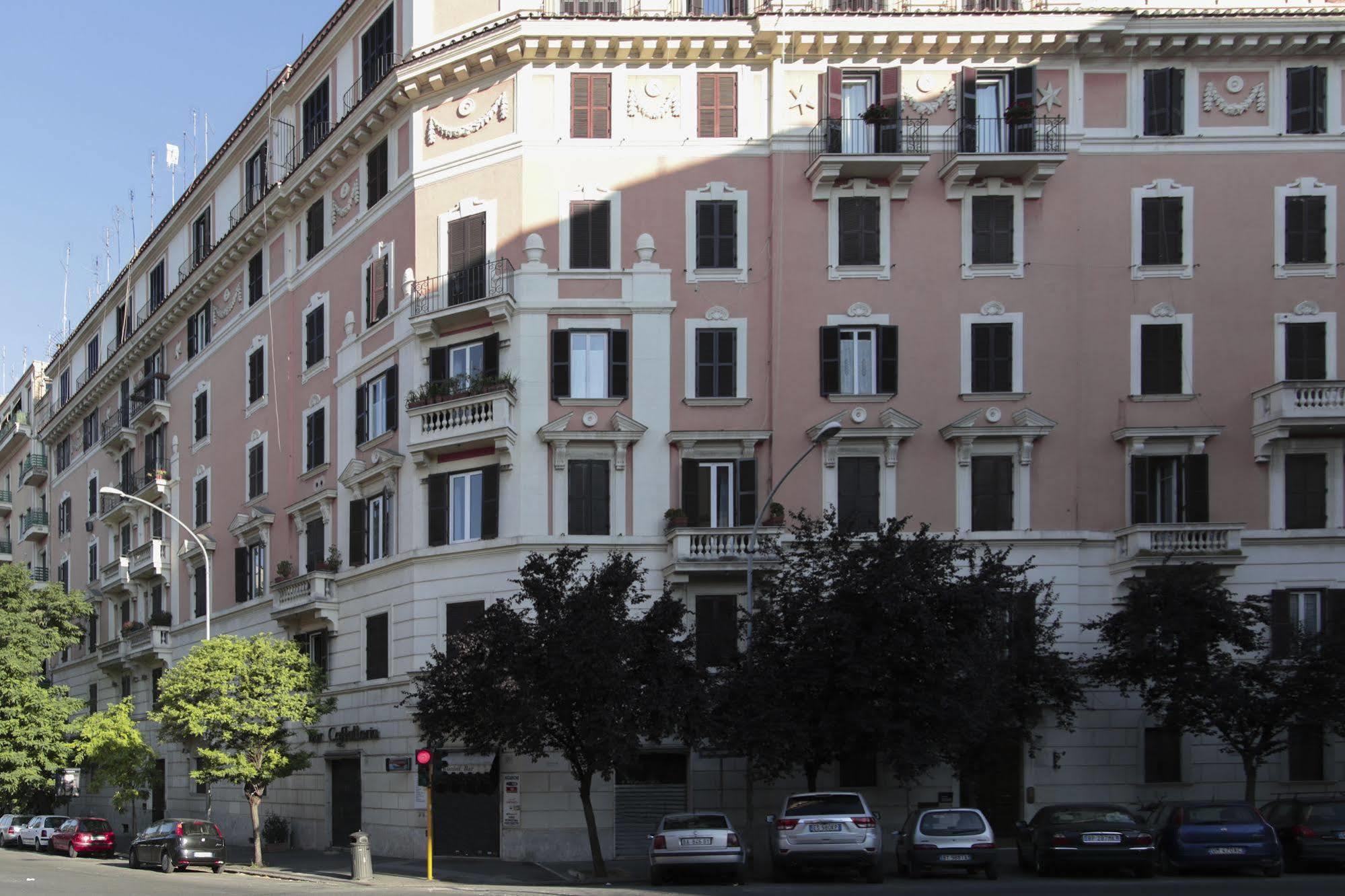 Onetime Roma Hotel Exterior photo